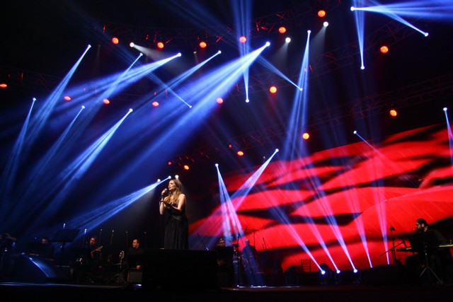 Tania Kassis in Concert